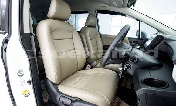 Buy Used Honda Freed White Car in Bangkok in Bangkok Buy Used Honda Freed White Car in Bangkok in Bangkok