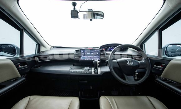 Buy Used Honda Freed White Car in Bangkok in Bangkok Buy Used Honda Freed White Car in Bangkok in Bangkok