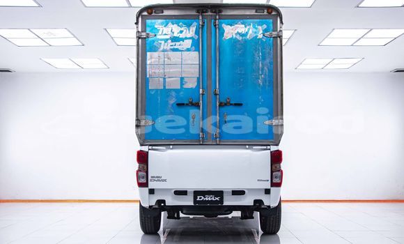 ซื้อ รถมือสอง Isuzu D-Max ขาว รถยนต์ ใน %{เมือง} ใน กรุงเทพมหานคร ซื้อ รถมือสอง Isuzu D-Max ขาว รถยนต์ ใน %{เมือง} ใน กรุงเทพมหานคร