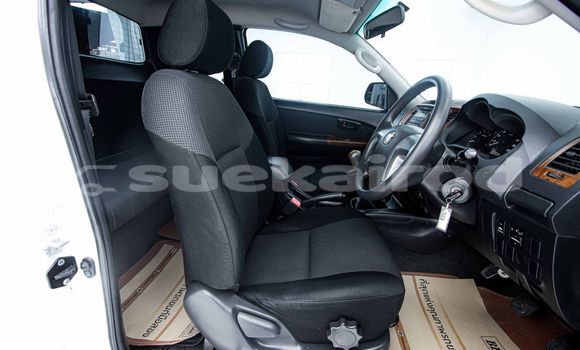 ซื้อ รถมือสอง Toyota Hiluxe VIGO ขาว รถยนต์ ใน %{เมือง} ใน กรุงเทพมหานคร ซื้อ รถมือสอง Toyota Hiluxe VIGO ขาว รถยนต์ ใน %{เมือง} ใน กรุงเทพมหานคร