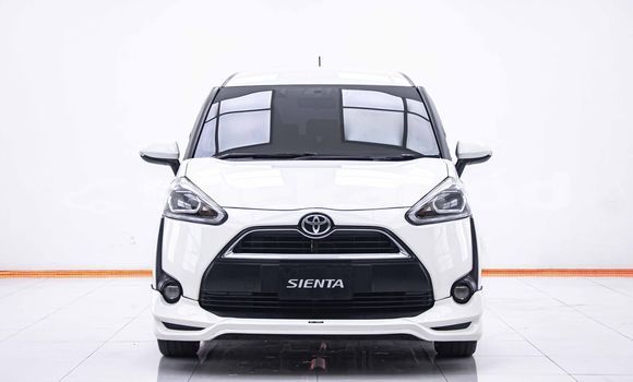 Buy Used Toyota Sienta White Car in Bangkok in Bangkok Buy Used Toyota Sienta White Car in Bangkok in Bangkok