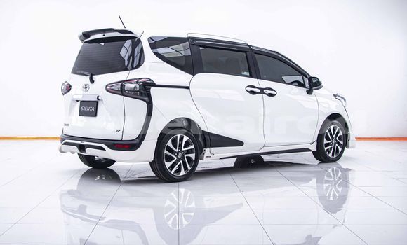 Buy Used Toyota Sienta White Car in Bangkok in Bangkok Buy Used Toyota Sienta White Car in Bangkok in Bangkok