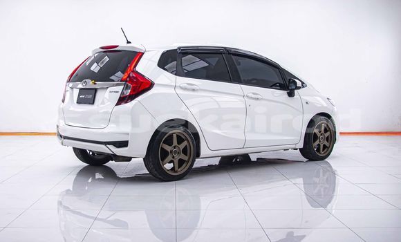 Buy Used Honda Jazz White Car in Bangkok in Bangkok Buy Used Honda Jazz White Car in Bangkok in Bangkok
