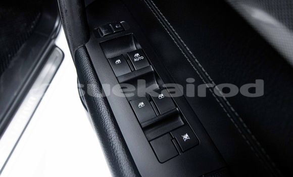 Buy Used Chevrolet Captiva White Car in Bangkok in Bangkok Buy Used Chevrolet Captiva White Car in Bangkok in Bangkok