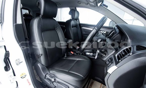 Buy Used Chevrolet Captiva White Car in Bangkok in Bangkok Buy Used Chevrolet Captiva White Car in Bangkok in Bangkok