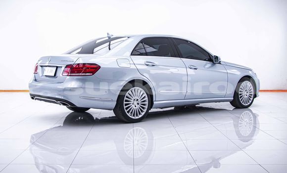 ซื้อ รถมือสอง Mercedes-Benz E-Classe อื่น ๆ รถยนต์ ใน %{เมือง} ใน กรุงเทพมหานคร ซื้อ รถมือสอง Mercedes-Benz E-Classe อื่น ๆ รถยนต์ ใน %{เมือง} ใน กรุงเทพมหานคร