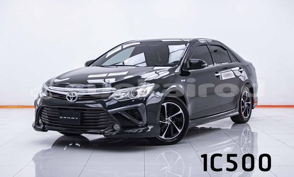ซื้อ รถมือสอง Toyota Camry สีดำ รถยนต์ ใน %{เมือง} ใน กรุงเทพมหานคร