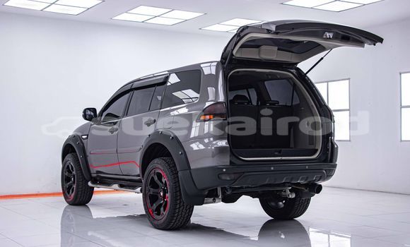 Buy Used Mitsubishi Pajero Brown Car in Bangkok in Bangkok Buy Used Mitsubishi Pajero Brown Car in Bangkok in Bangkok