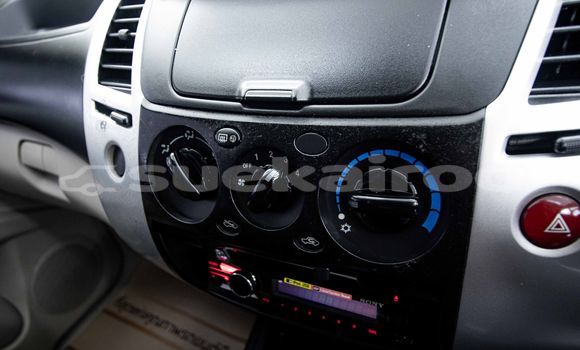 Buy Used Mitsubishi Pajero Brown Car in Bangkok in Bangkok Buy Used Mitsubishi Pajero Brown Car in Bangkok in Bangkok