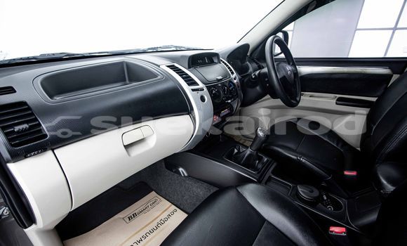 Buy Used Mitsubishi Pajero Brown Car in Bangkok in Bangkok Buy Used Mitsubishi Pajero Brown Car in Bangkok in Bangkok