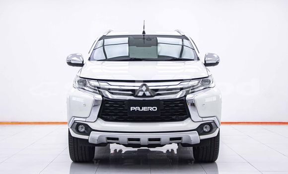 ซื้อ รถมือสอง Mitsubishi Pajero ขาว รถยนต์ ใน %{เมือง} ใน กรุงเทพมหานคร ซื้อ รถมือสอง Mitsubishi Pajero ขาว รถยนต์ ใน %{เมือง} ใน กรุงเทพมหานคร