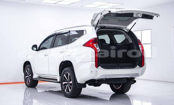 ซื้อ รถมือสอง Mitsubishi Pajero ขาว รถยนต์ ใน %{เมือง} ใน กรุงเทพมหานคร ซื้อ รถมือสอง Mitsubishi Pajero ขาว รถยนต์ ใน %{เมือง} ใน กรุงเทพมหานคร