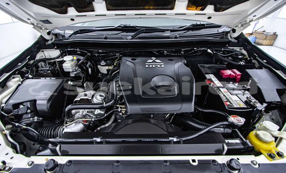 ซื้อ รถมือสอง Mitsubishi Pajero ขาว รถยนต์ ใน %{เมือง} ใน กรุงเทพมหานคร ซื้อ รถมือสอง Mitsubishi Pajero ขาว รถยนต์ ใน %{เมือง} ใน กรุงเทพมหานคร