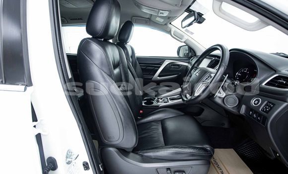 ซื้อ รถมือสอง Mitsubishi Pajero ขาว รถยนต์ ใน %{เมือง} ใน กรุงเทพมหานคร ซื้อ รถมือสอง Mitsubishi Pajero ขาว รถยนต์ ใน %{เมือง} ใน กรุงเทพมหานคร