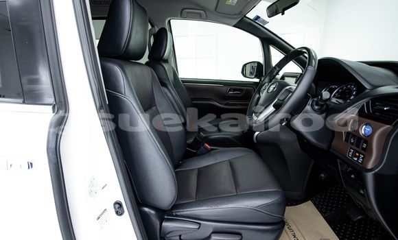 ซื้อ รถมือสอง Toyota Esquire ขาว รถยนต์ ใน %{เมือง} ใน กรุงเทพมหานคร ซื้อ รถมือสอง Toyota Esquire ขาว รถยนต์ ใน %{เมือง} ใน กรุงเทพมหานคร