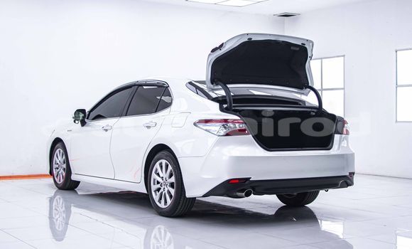 Buy Used Toyota Camry White Car in Bangkok in Bangkok Buy Used Toyota Camry White Car in Bangkok in Bangkok