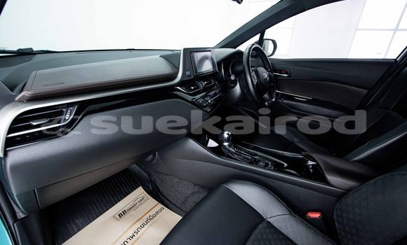 Buy Used Toyota C-HR Green Car in Bangkok in Bangkok Buy Used Toyota C-HR Green Car in Bangkok in Bangkok