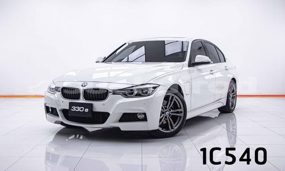 Buy Used BMW 3–Series White Car in Bangkok in Bangkok