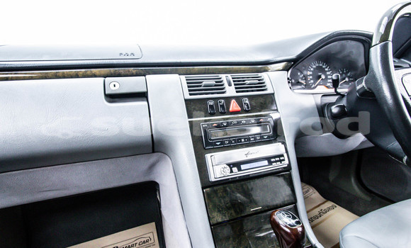 Buy Used Mercedes-Benz E-Classe Other Car in Bangkok in Bangkok Buy Used Mercedes-Benz E-Classe Other Car in Bangkok in Bangkok