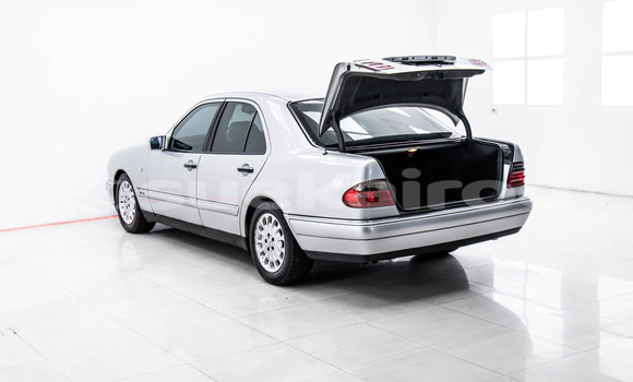 Buy Used Mercedes-Benz E-Classe Other Car in Bangkok in Bangkok Buy Used Mercedes-Benz E-Classe Other Car in Bangkok in Bangkok