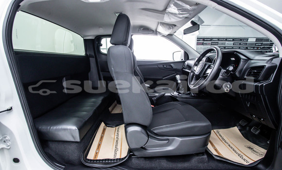 Buy Used Isuzu D-Max White Car in Bangkok in Bangkok Buy Used Isuzu D-Max White Car in Bangkok in Bangkok