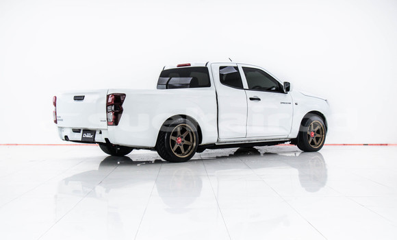 Buy Used Isuzu D-Max White Car in Bangkok in Bangkok Buy Used Isuzu D-Max White Car in Bangkok in Bangkok
