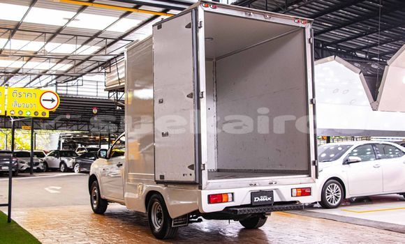 Buy Used Isuzu D-Max White Car in Bangkok in Bangkok Buy Used Isuzu D-Max White Car in Bangkok in Bangkok