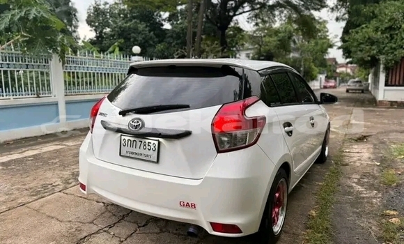 ซื้อ รถมือสอง Toyota Yaris ขาว รถยนต์ ใน %{เมือง} ใน กาฬสินธุ์ ซื้อ รถมือสอง Toyota Yaris ขาว รถยนต์ ใน %{เมือง} ใน กาฬสินธุ์