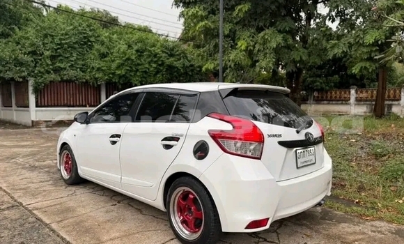 ซื้อ รถมือสอง Toyota Yaris ขาว รถยนต์ ใน %{เมือง} ใน กาฬสินธุ์ ซื้อ รถมือสอง Toyota Yaris ขาว รถยนต์ ใน %{เมือง} ใน กาฬสินธุ์