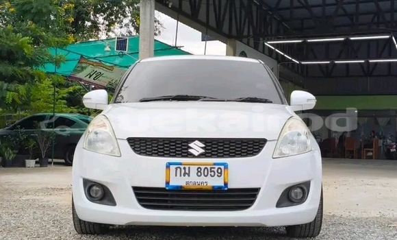 ซื้อ รถมือสอง Suzuki Swift ขาว รถยนต์ ใน %{เมือง} ใน กาฬสินธุ์ ซื้อ รถมือสอง Suzuki Swift ขาว รถยนต์ ใน %{เมือง} ใน กาฬสินธุ์