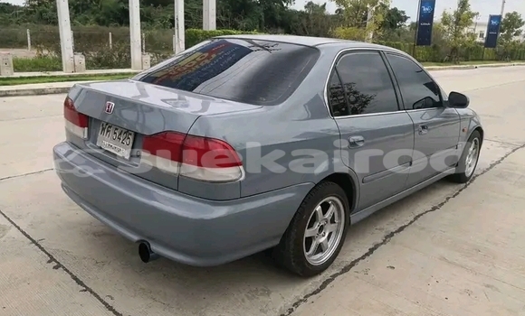 ซื้อ รถมือสอง Honda Insight อื่น ๆ รถยนต์ ใน %{เมือง} ใน ชุมพร