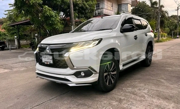 ซื้อ รถมือสอง Mitsubishi Pajero ขาว รถยนต์ ใน %{เมือง} ใน ชัยนาท ซื้อ รถมือสอง Mitsubishi Pajero ขาว รถยนต์ ใน %{เมือง} ใน ชัยนาท