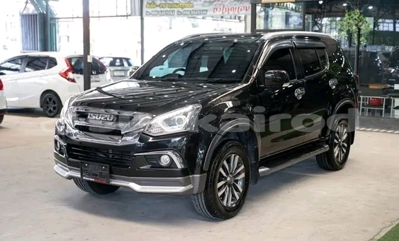 ซื้อ รถมือสอง Isuzu Stylus สีดำ รถยนต์ ใน %{เมือง} ใน ชัยนาท ซื้อ รถมือสอง Isuzu Stylus สีดำ รถยนต์ ใน %{เมือง} ใน ชัยนาท