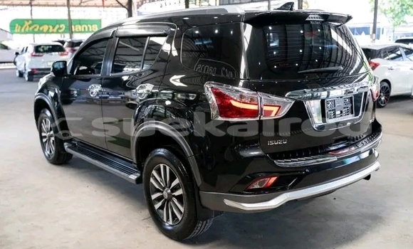 ซื้อ รถมือสอง Isuzu Stylus สีดำ รถยนต์ ใน %{เมือง} ใน ชัยนาท ซื้อ รถมือสอง Isuzu Stylus สีดำ รถยนต์ ใน %{เมือง} ใน ชัยนาท