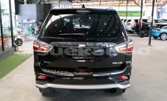 ซื้อ รถมือสอง Isuzu Stylus สีดำ รถยนต์ ใน %{เมือง} ใน ชัยนาท ซื้อ รถมือสอง Isuzu Stylus สีดำ รถยนต์ ใน %{เมือง} ใน ชัยนาท