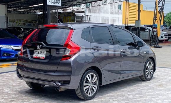 ซื้อ รถมือสอง Honda Jazz สีดำ รถยนต์ ใน %{เมือง} ใน กรุงเทพมหานคร ซื้อ รถมือสอง Honda Jazz สีดำ รถยนต์ ใน %{เมือง} ใน กรุงเทพมหานคร