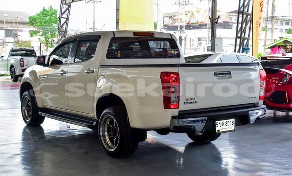 ซื้อ รถมือสอง Isuzu D-Max ขาว รถยนต์ ใน %{เมือง} ใน กรุงเทพมหานคร ซื้อ รถมือสอง Isuzu D-Max ขาว รถยนต์ ใน %{เมือง} ใน กรุงเทพมหานคร