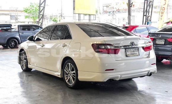 ซื้อ รถมือสอง Toyota Camry ขาว รถยนต์ ใน %{เมือง} ใน กรุงเทพมหานคร ซื้อ รถมือสอง Toyota Camry ขาว รถยนต์ ใน %{เมือง} ใน กรุงเทพมหานคร