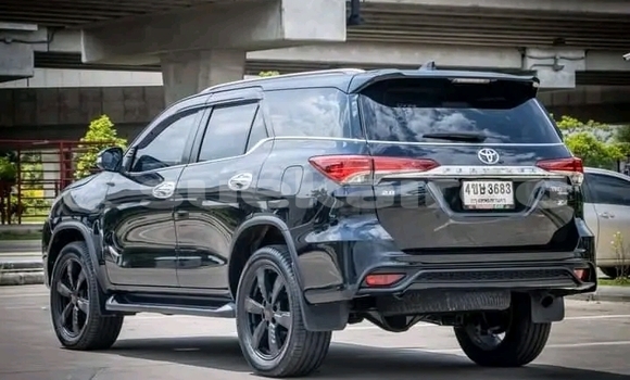ซื้อ รถมือสอง Toyota Fortuner สีดำ รถยนต์ ใน %{เมือง} ใน สมุทรปราการ ซื้อ รถมือสอง Toyota Fortuner สีดำ รถยนต์ ใน %{เมือง} ใน สมุทรปราการ