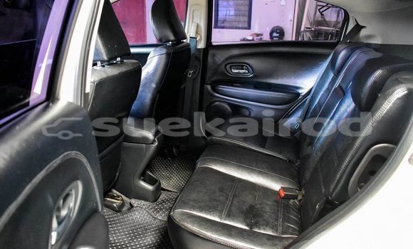 ซื้อ รถมือสอง Honda HR-V ขาว รถยนต์ ใน %{เมือง} ใน กรุงเทพมหานคร ซื้อ รถมือสอง Honda HR-V ขาว รถยนต์ ใน %{เมือง} ใน กรุงเทพมหานคร