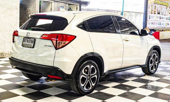 ซื้อ รถมือสอง Honda HR-V ขาว รถยนต์ ใน %{เมือง} ใน กรุงเทพมหานคร ซื้อ รถมือสอง Honda HR-V ขาว รถยนต์ ใน %{เมือง} ใน กรุงเทพมหานคร