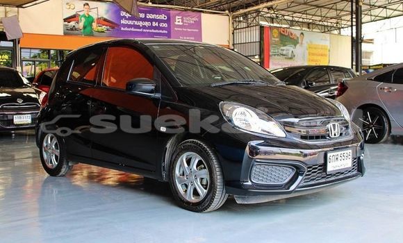 ซื้อ รถมือสอง Honda Brio สีดำ รถยนต์ ใน %{เมือง} ใน กรุงเทพมหานคร