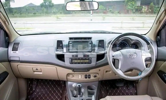 ซื้อ รถมือสอง Toyota Fortuner ขาว รถยนต์ ใน %{เมือง} ใน สมุทรปราการ ซื้อ รถมือสอง Toyota Fortuner ขาว รถยนต์ ใน %{เมือง} ใน สมุทรปราการ