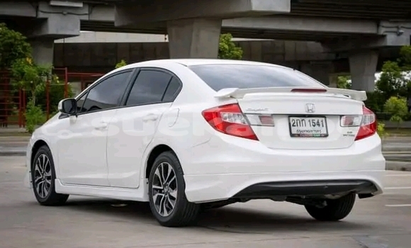 ซื้อ รถมือสอง Honda Civic ขาว รถยนต์ ใน %{เมือง} ใน สมุทรปราการ ซื้อ รถมือสอง Honda Civic ขาว รถยนต์ ใน %{เมือง} ใน สมุทรปราการ