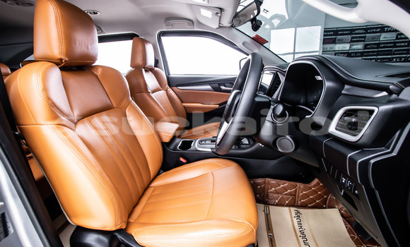 Buy Used Isuzu MU-X Other Car in Bangkok in Bangkok Buy Used Isuzu MU-X Other Car in Bangkok in Bangkok