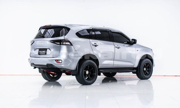 Buy Used Isuzu MU-X Other Car in Bangkok in Bangkok Buy Used Isuzu MU-X Other Car in Bangkok in Bangkok