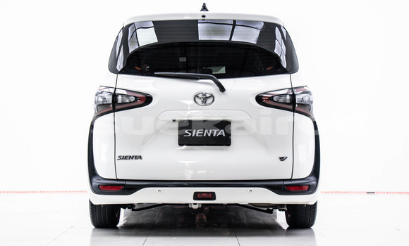 ซื้อ รถมือสอง Toyota Sienta ขาว รถยนต์ ใน %{เมือง} ใน กรุงเทพมหานคร ซื้อ รถมือสอง Toyota Sienta ขาว รถยนต์ ใน %{เมือง} ใน กรุงเทพมหานคร