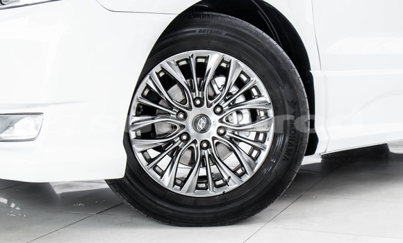 Buy Used Hyundai H1 White Car in Bangkok in Bangkok Buy Used Hyundai H1 White Car in Bangkok in Bangkok