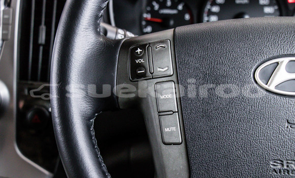 Buy Used Hyundai H1 White Car in Bangkok in Bangkok Buy Used Hyundai H1 White Car in Bangkok in Bangkok