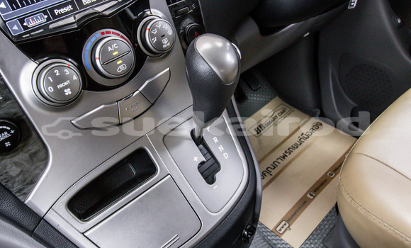 Buy Used Hyundai H1 White Car in Bangkok in Bangkok Buy Used Hyundai H1 White Car in Bangkok in Bangkok